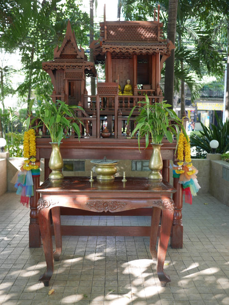 清迈典型的小神殿图片下载