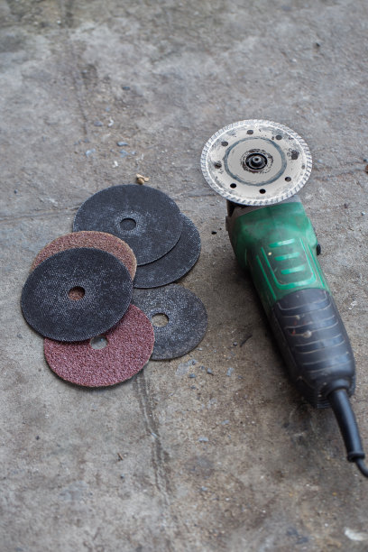 磨削钢图片下载