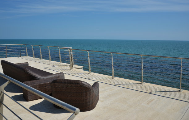 船甲板上图片下载