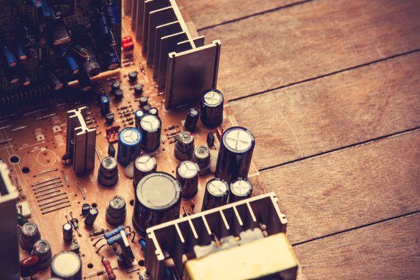 绿色印刷电路板图片下载