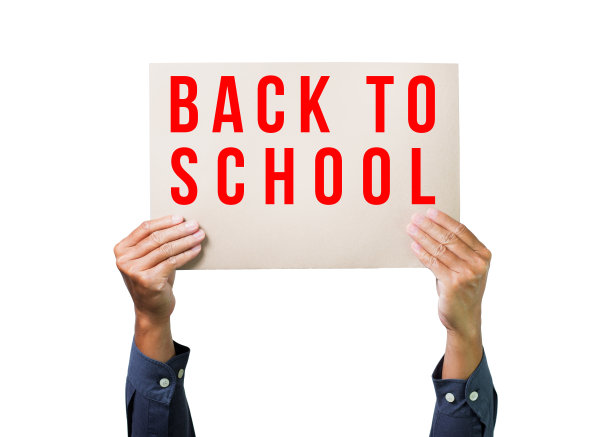 手里拿着牛皮纸带着返校图片下载