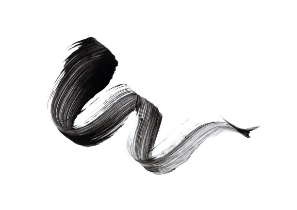 涂抹化妆品(睫毛膏)图片下载