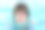 游泳池里的男人图片下载