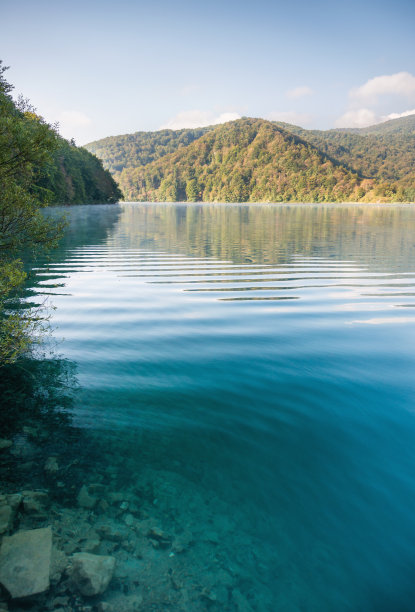 早晨美丽的Plitvice湖图片下载