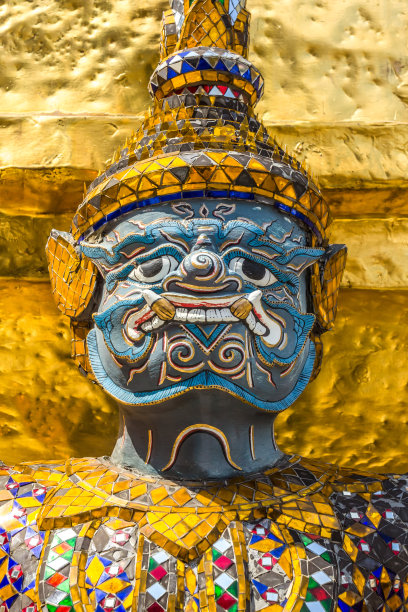 巨大的雕像图片下载