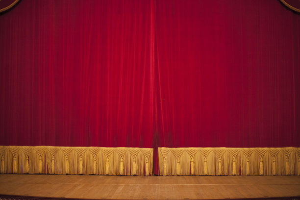影院的窗帘图片下载