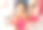 自信的女性时尚博主展示手提包图片下载