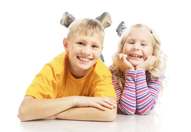 哥哥和姐姐图片下载