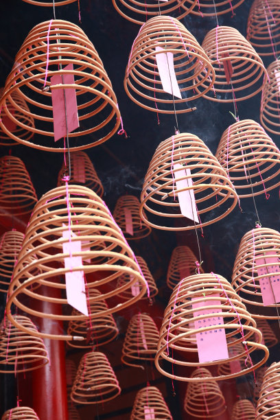 中国庙上香图片下载