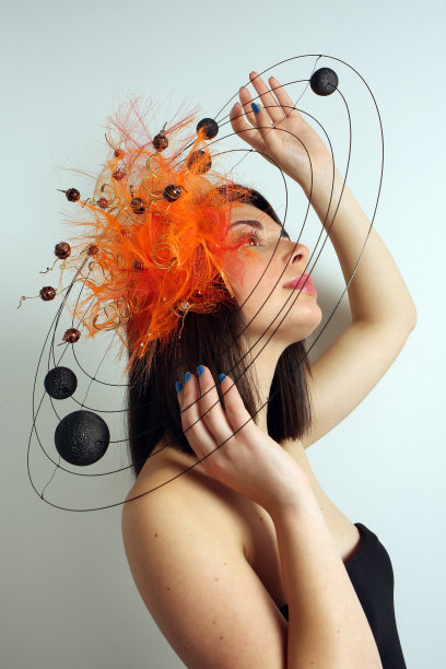 年轻的伴娘图片下载