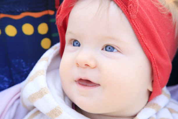 快乐的宝贝图片下载