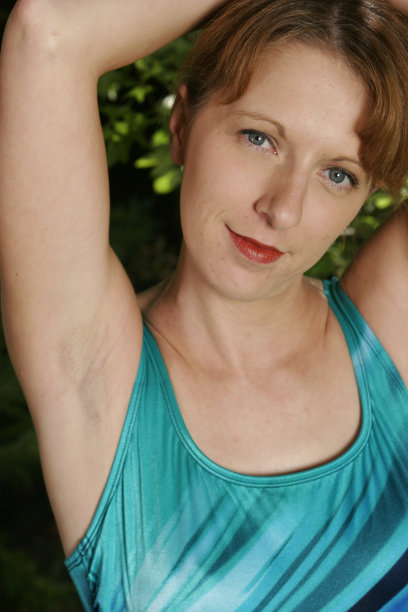 蓝色的泳衣肖像图片下载