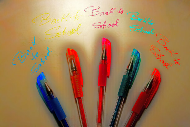 回到学校图片下载