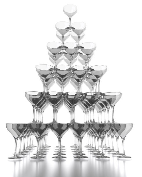 那一堆酒杯图片下载