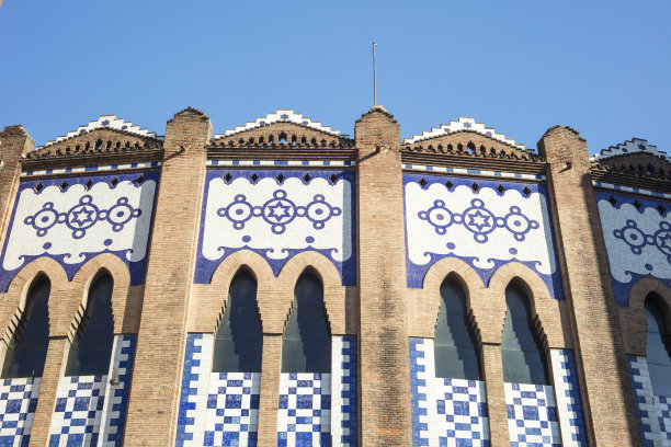 在巴塞罗那，被称为La纪念碑的斗牛场图片下载