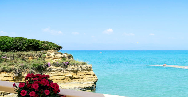 科孚岛西达里一家希腊餐馆的景色。图片下载