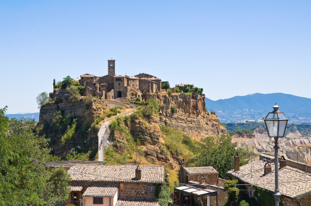 Bagnoregio Civita全景。拉齐奥。意大利。素材图片