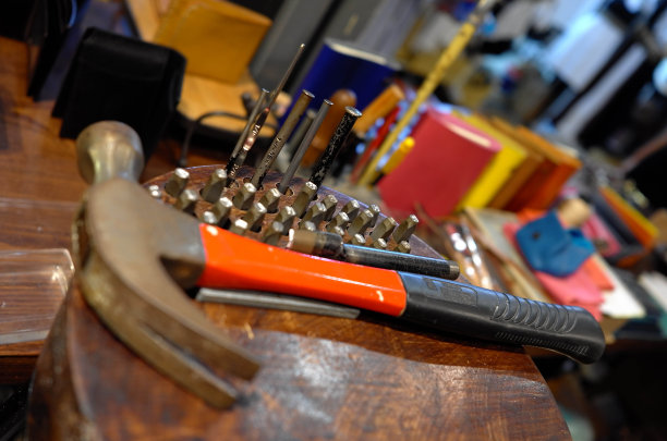 皮革工具和材料图片下载