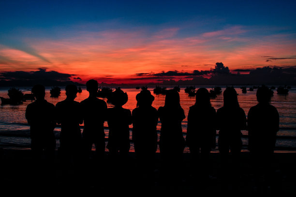 日出。图片下载