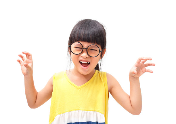 愤怒的女孩图片下载