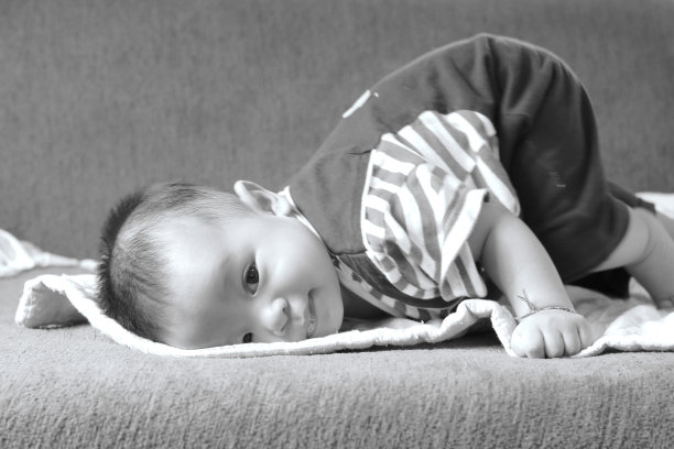 熏香抽象画黑白照片图片下载