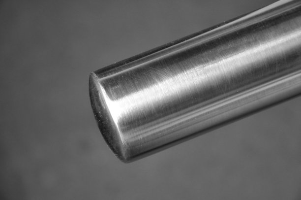 不锈钢管表面的灰色背景图片下载