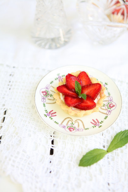 草莓馅饼图片下载