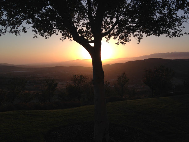 山顶日落图片下载
