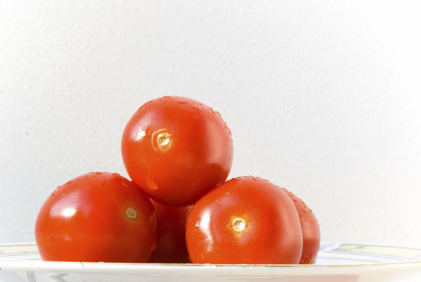 新鲜橙番茄的淀粉图片下载