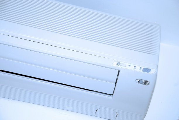 一个空调单元的特写，隔离在白色图片下载