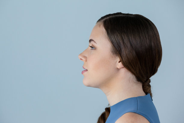 特写的美丽女人白日做梦图片下载