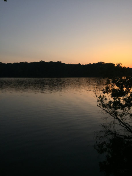 湖上的日落图片下载