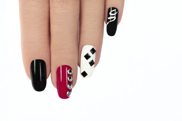 迷人的修指甲。图片下载