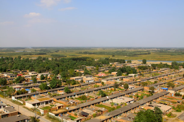 俯瞰中国乡村的小屋图片下载