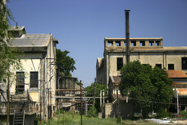 工业的院子里图片下载