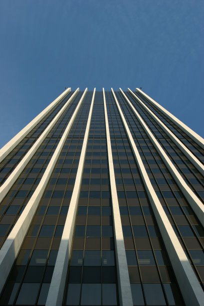 强大的摩天大楼图片下载