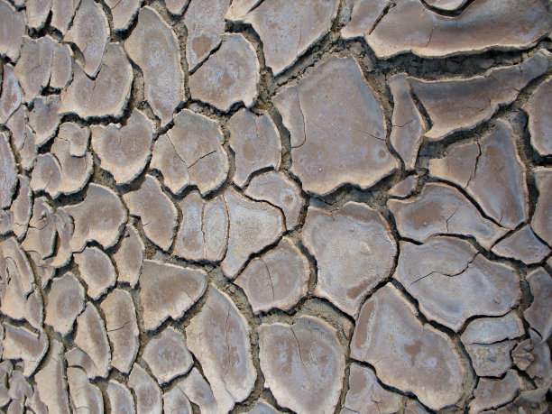 波涛汹涌的、干燥的地面图片下载