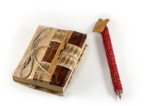 手工笔记本和笔图片下载