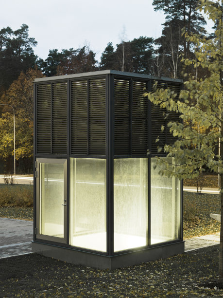 黄色灯光的房子图片下载