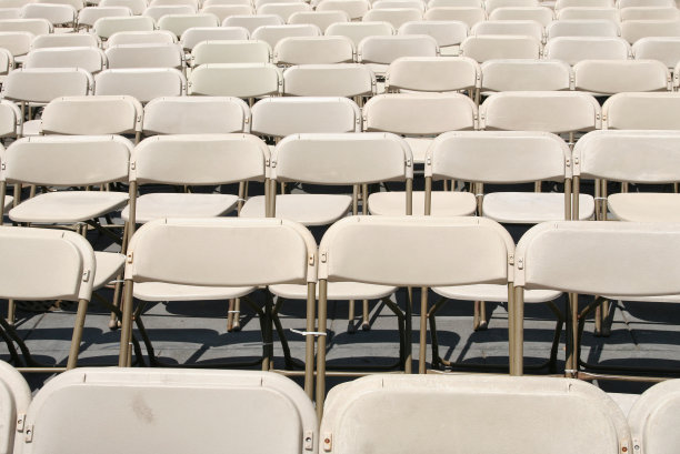 空椅子图片下载