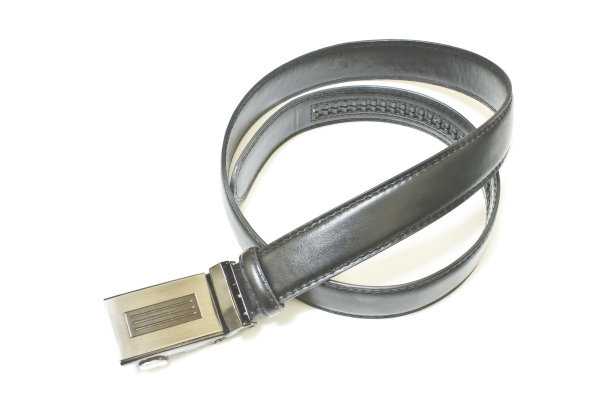 白色背景上的黑带图片下载