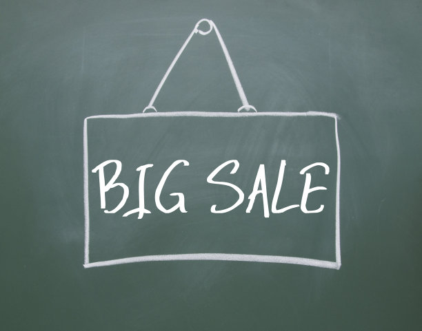 黑板上的大销售板图片下载