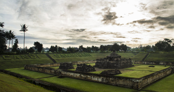 Sambisari寺图片下载