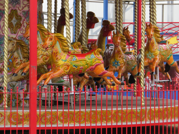 旋转木马图片下载