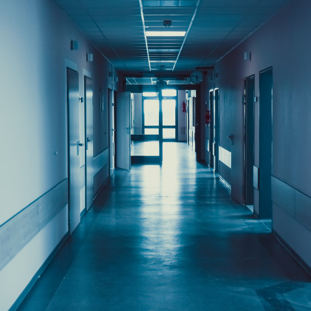医院的走廊。图片下载