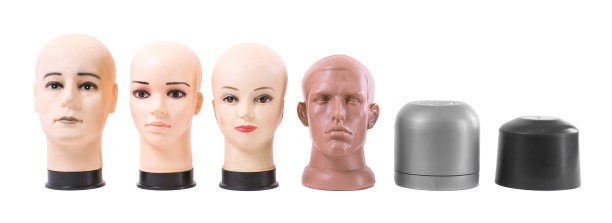 白色背景上的人体模型图片下载