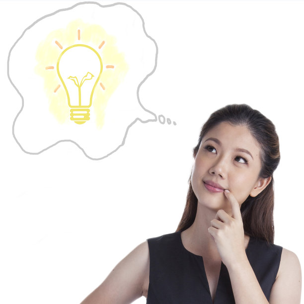 有思想的年轻女人在想一个伟大的想法图片下载