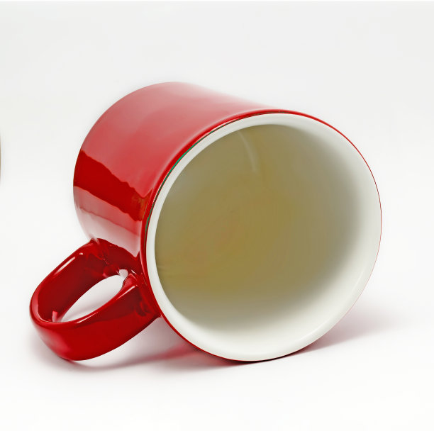 红色的杯子图片下载