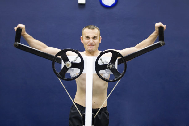 健身健身训练图片下载