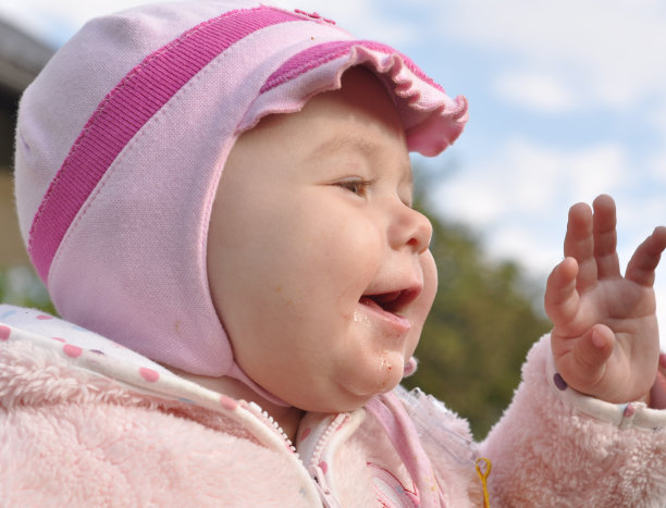 宝宝打个招呼图片下载